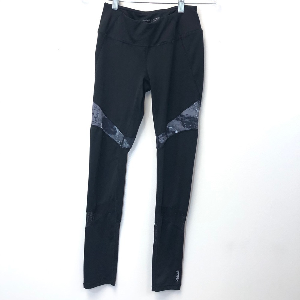 5/$20 Reebok black athletic legging
